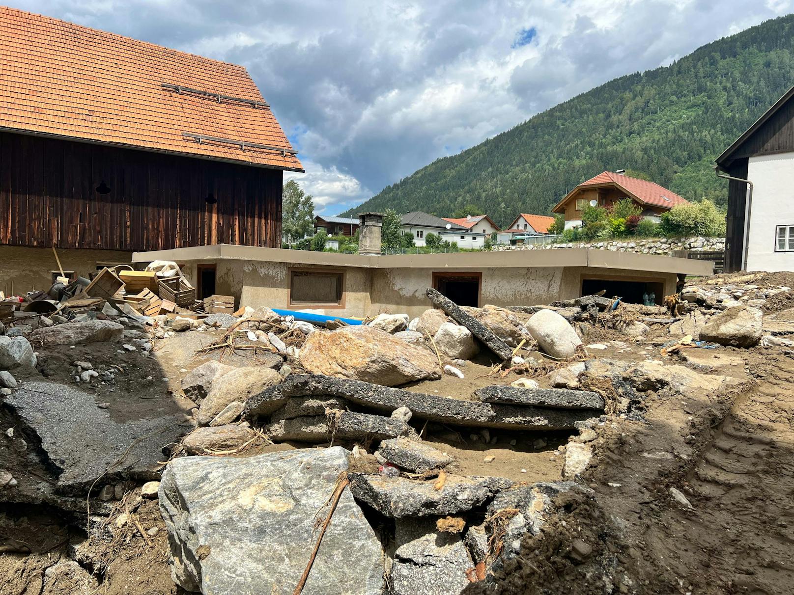 Von Unwetter zerstört: Die Gemeinde Arriach. Nun drohen wieder heftige Gewitter.