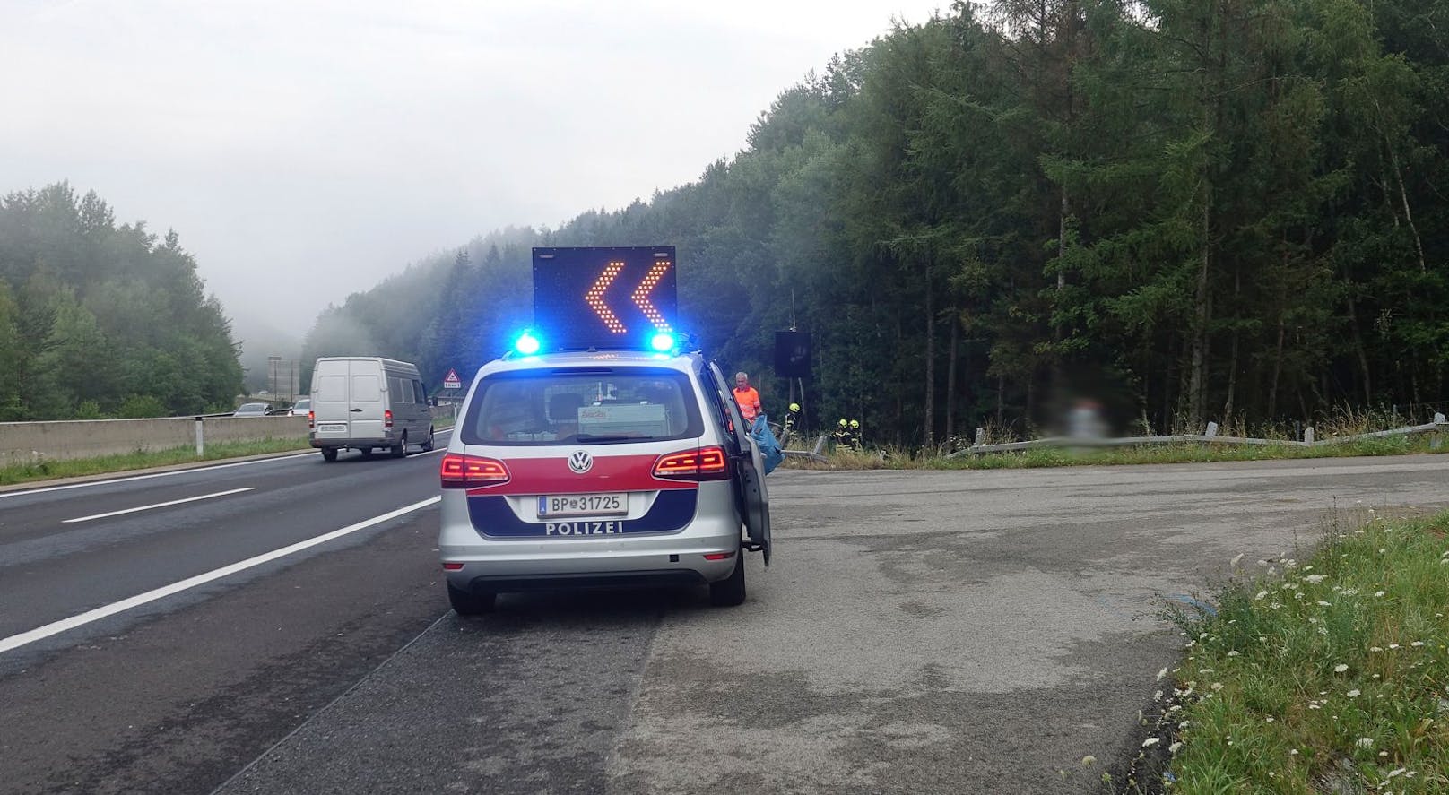 Schwerer Verkehrsunfall nach Sekundenschlaf