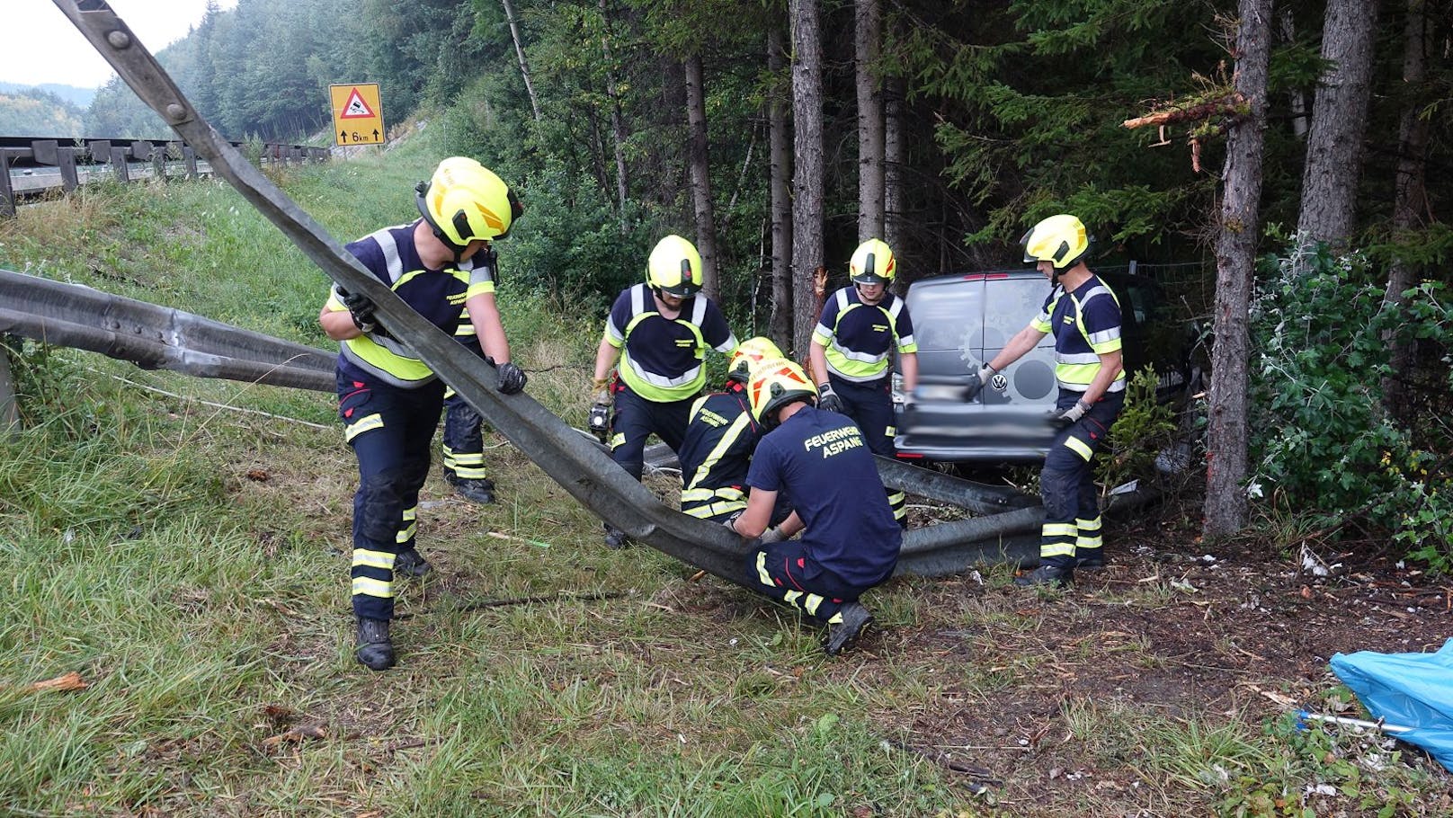 Schwerer Verkehrsunfall nach Sekundenschlaf