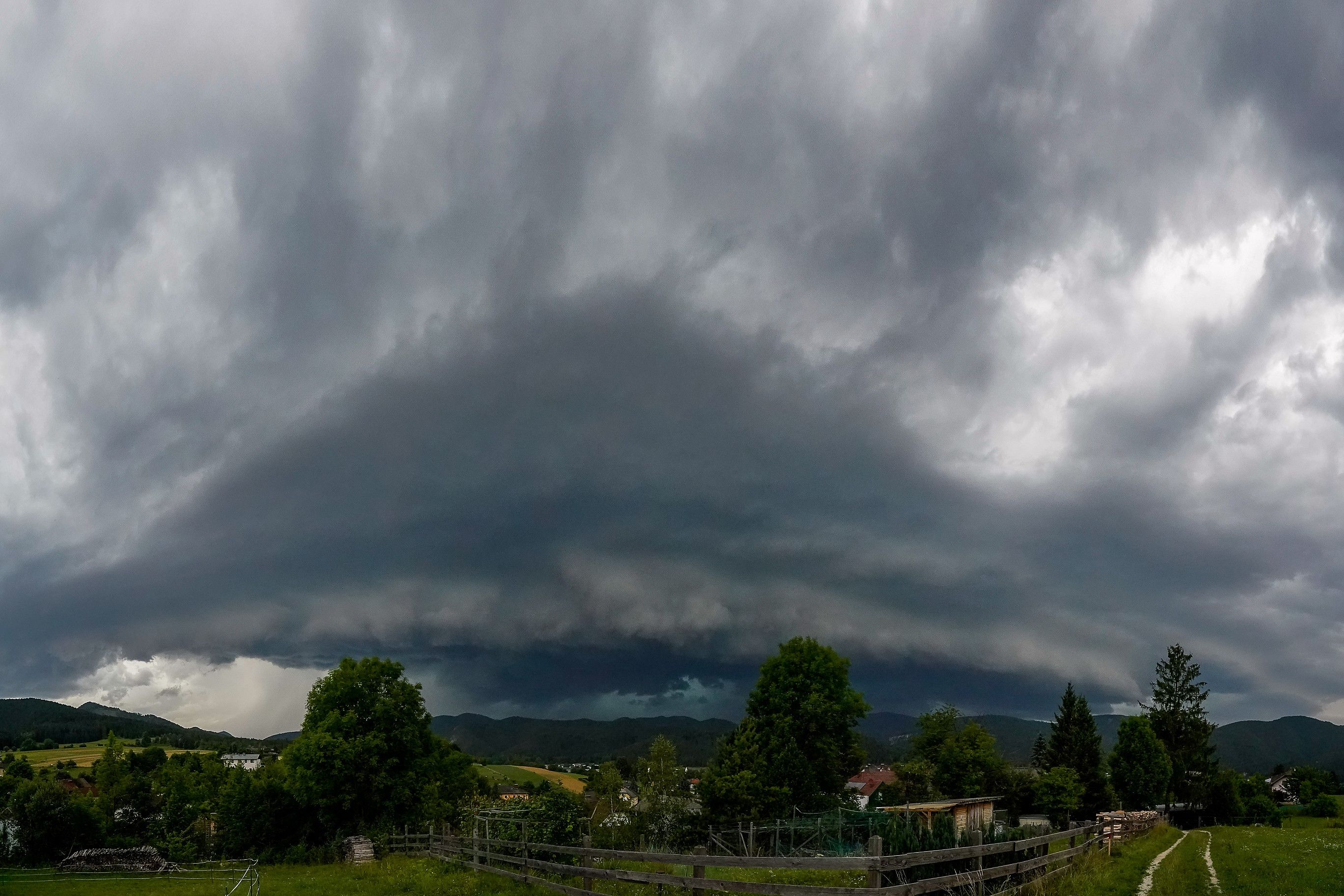 Österreich muss sich in dieser Woche wieder auf schwere Gewitter einstellen.