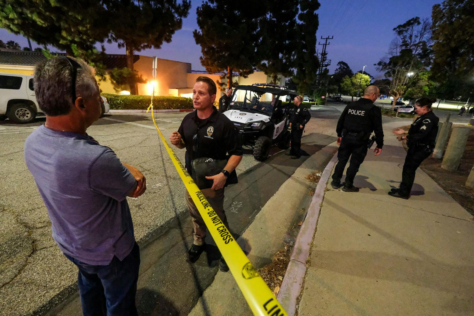 Durch Schüsse sind in einem Park in Los Angeles mindestens sieben Menschen verletzt worden.