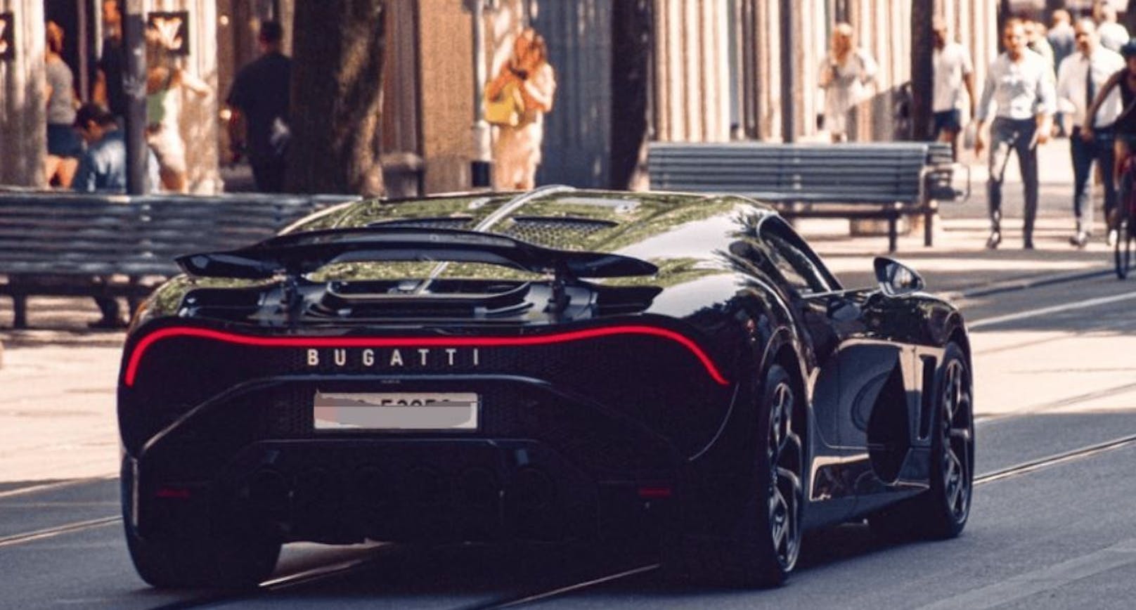 Der Bugatti La Voiture Noire gilt nach der Steuerabrechnung mit gut 17 Millionen Franken als das teuerste Auto der Welt.