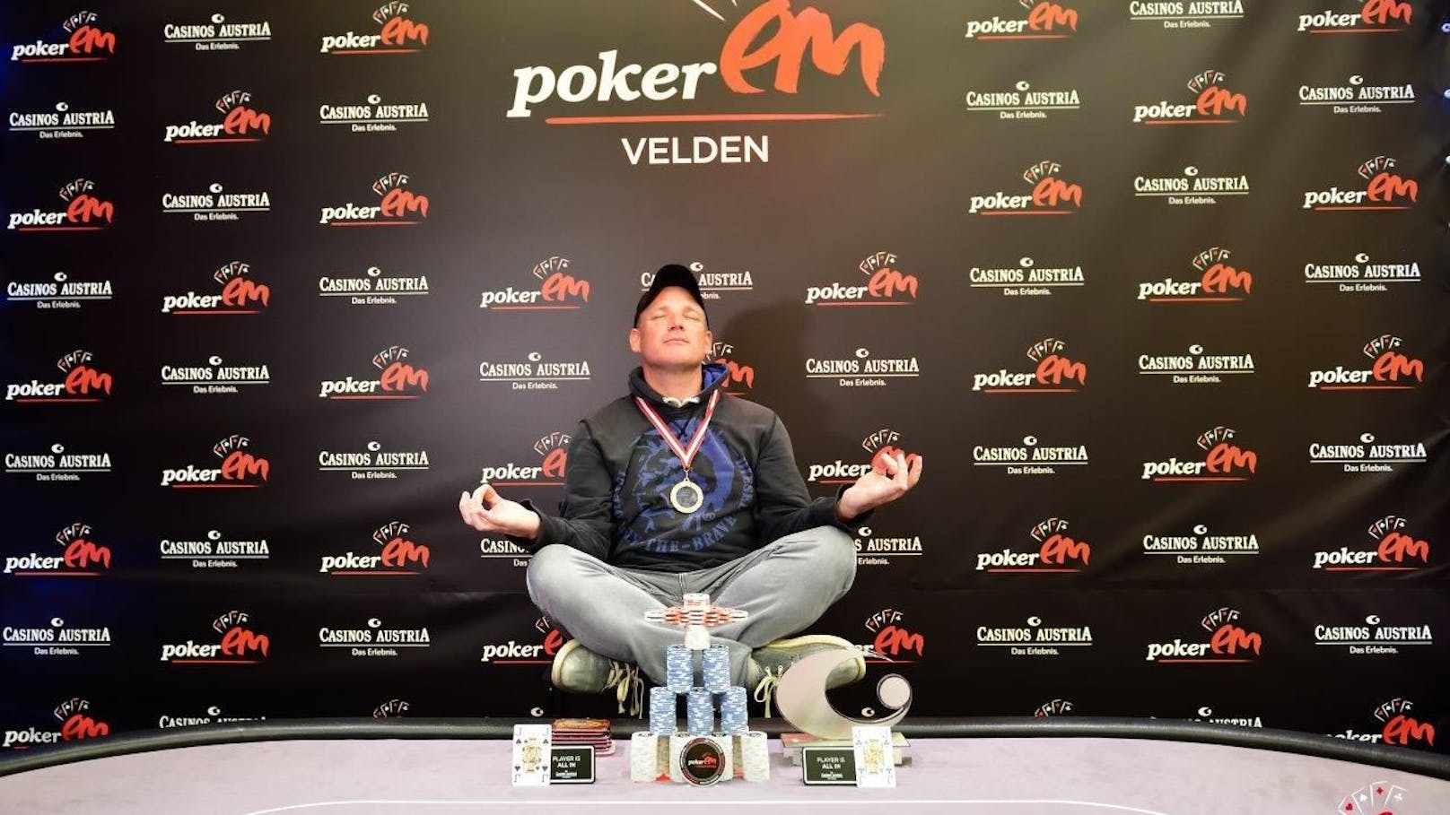 Christian Leichtfried holte sich den Sieg und den Titel "Poker Europameister 2022".