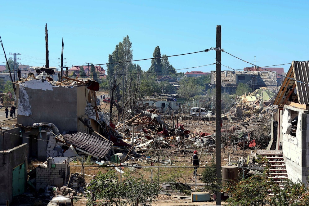 Russische Raketen zerstörten ein Wohnviertel in Odessa.
