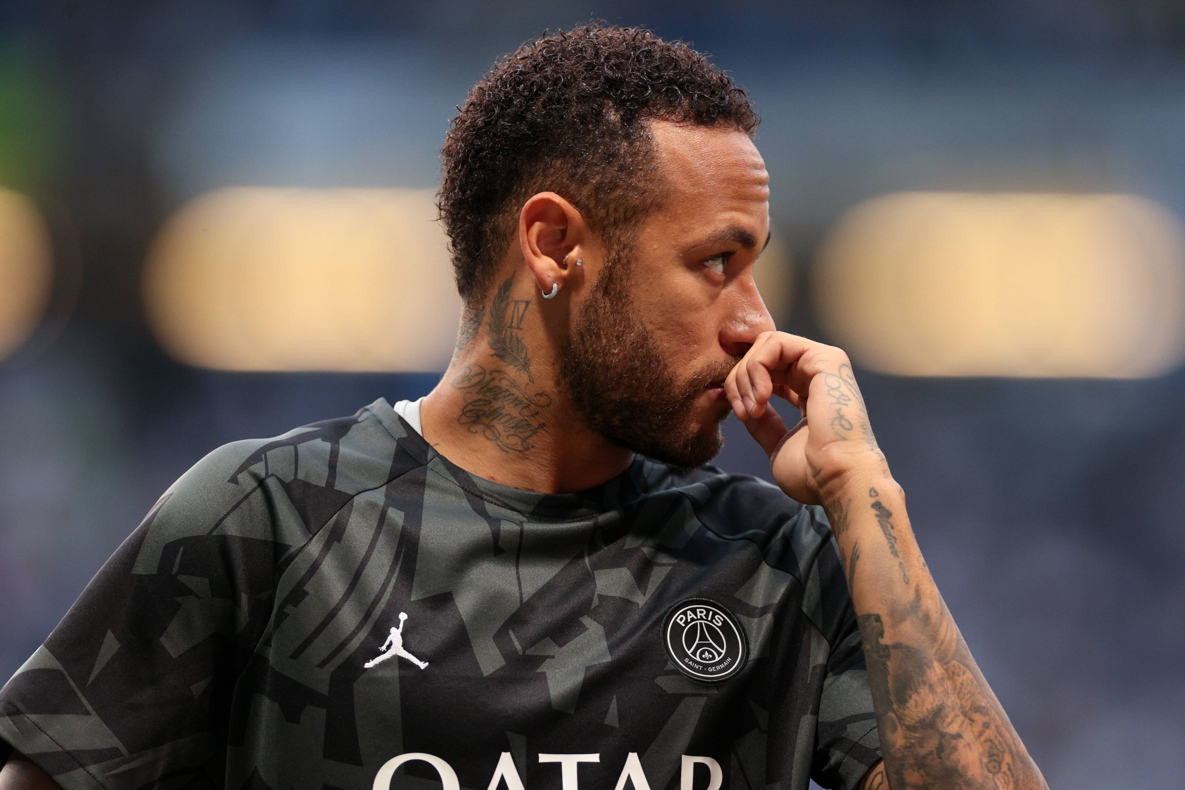 Fußball-Star Neymar muss sich im Oktober einem Gerichtsprozess stellen. 