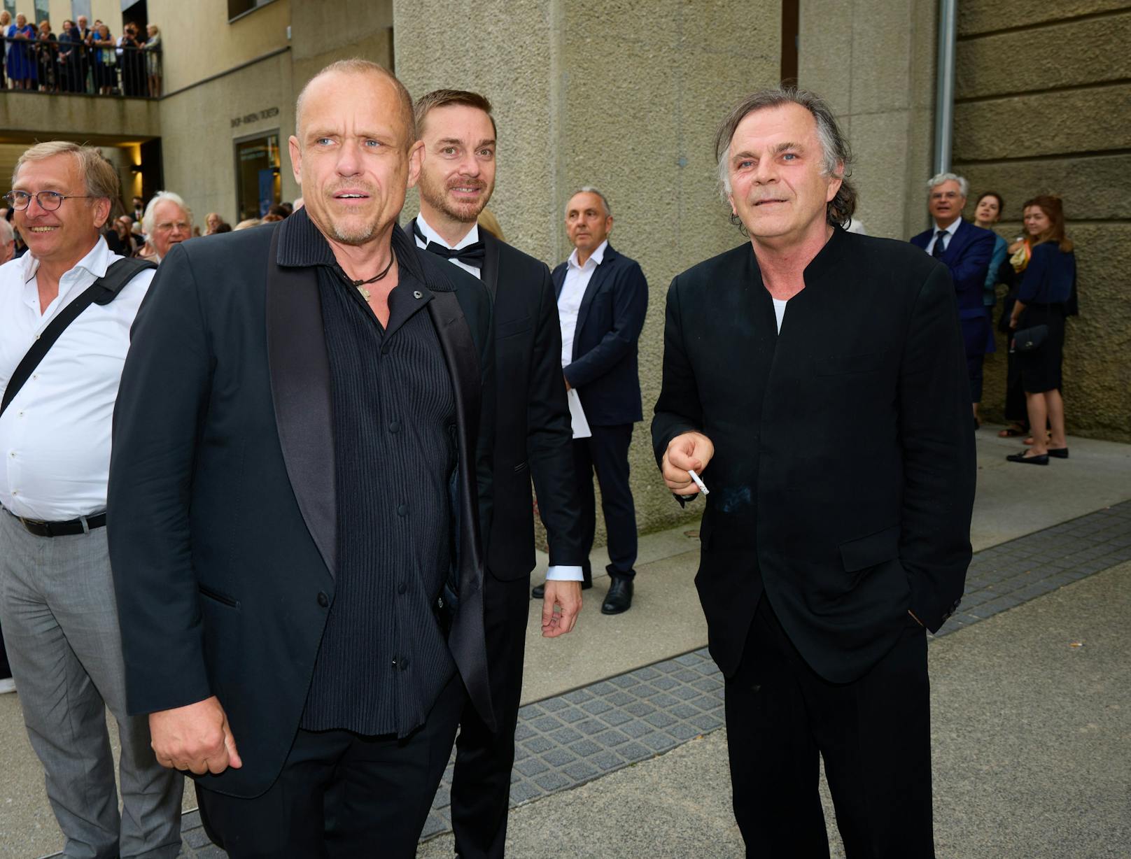 Kunstliebhaber Gery Keszler neben Kulturmanager und Pianist Markus Hinterhäuser.