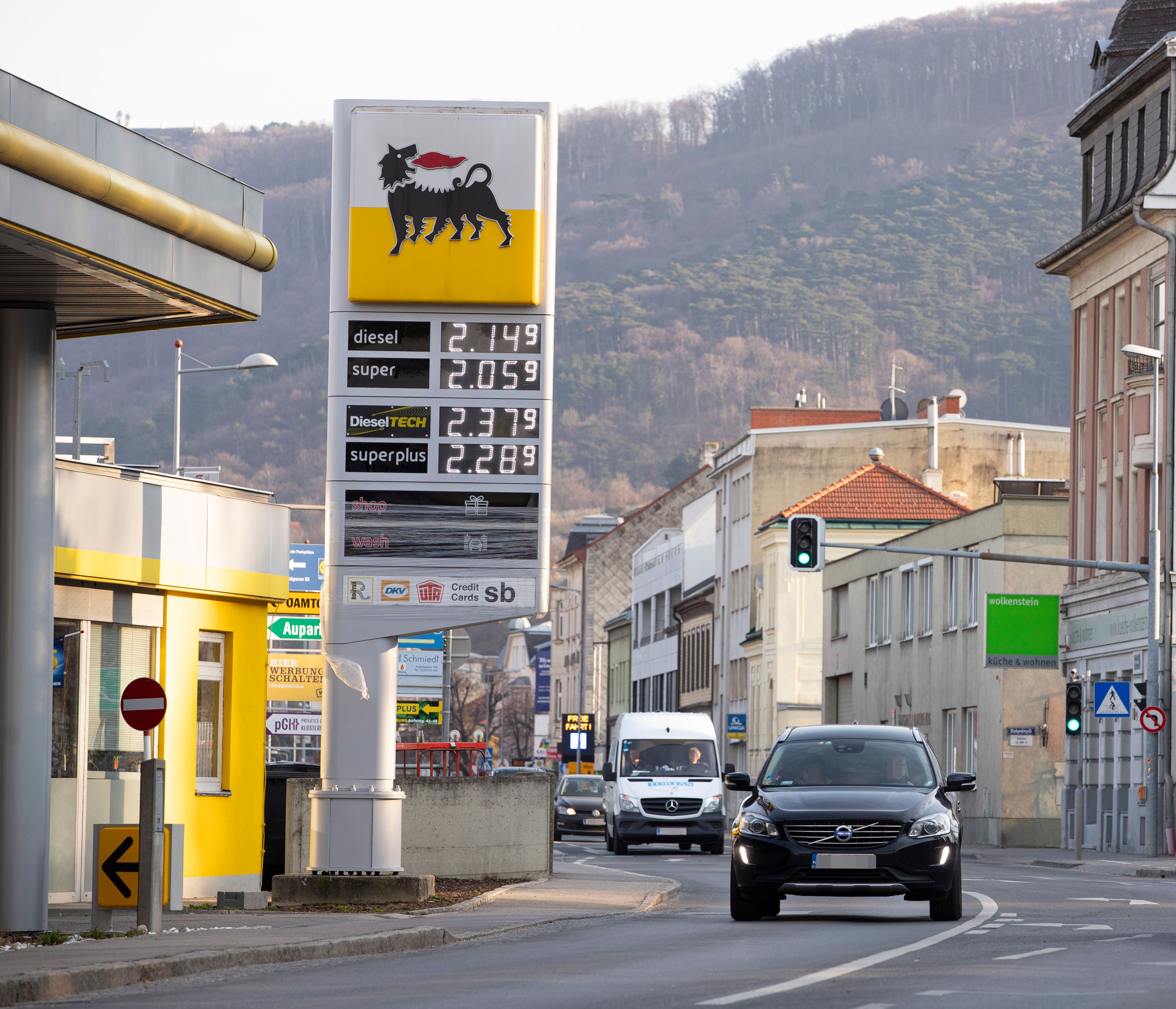 Steigen die Kosten in Österreich weiter an, bröckelt offenbar der Rückhalt für die Sanktionen gegen Russland.