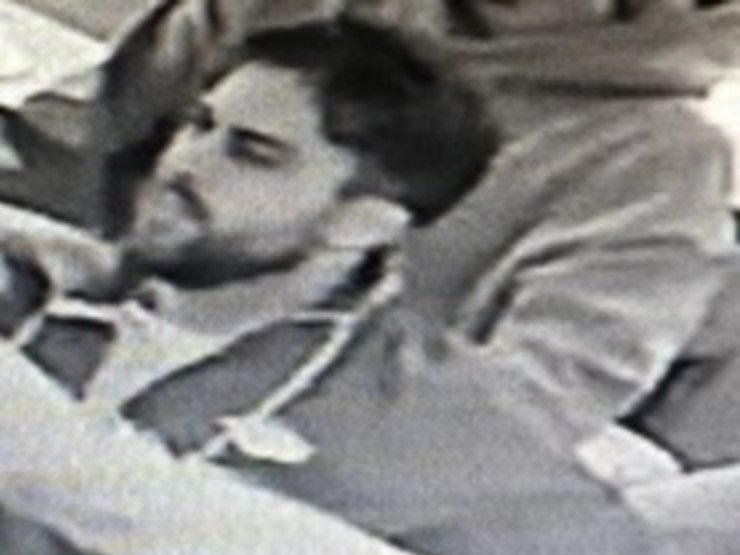 Staatsanwaltschaft Graz ordnete die Veröffentlichung dieser Fotos der tatverdächtigen Person an.