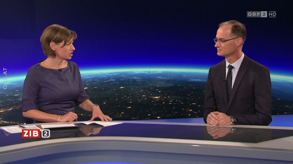 Wolfgang Mueller zu Gast in der ZIB2 mit Marie-Claire Zimmermann am 29. Juli 2022. 