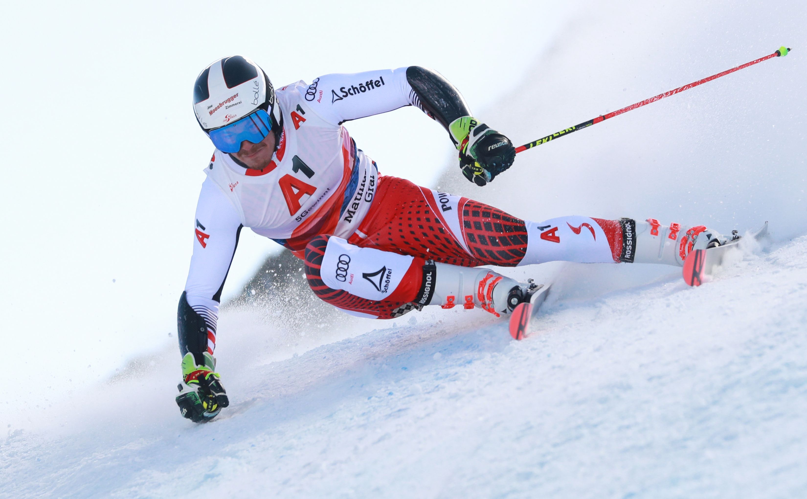 Mathias Graf sattelte von Alpin-Skiern auf Skicross-Latten um.