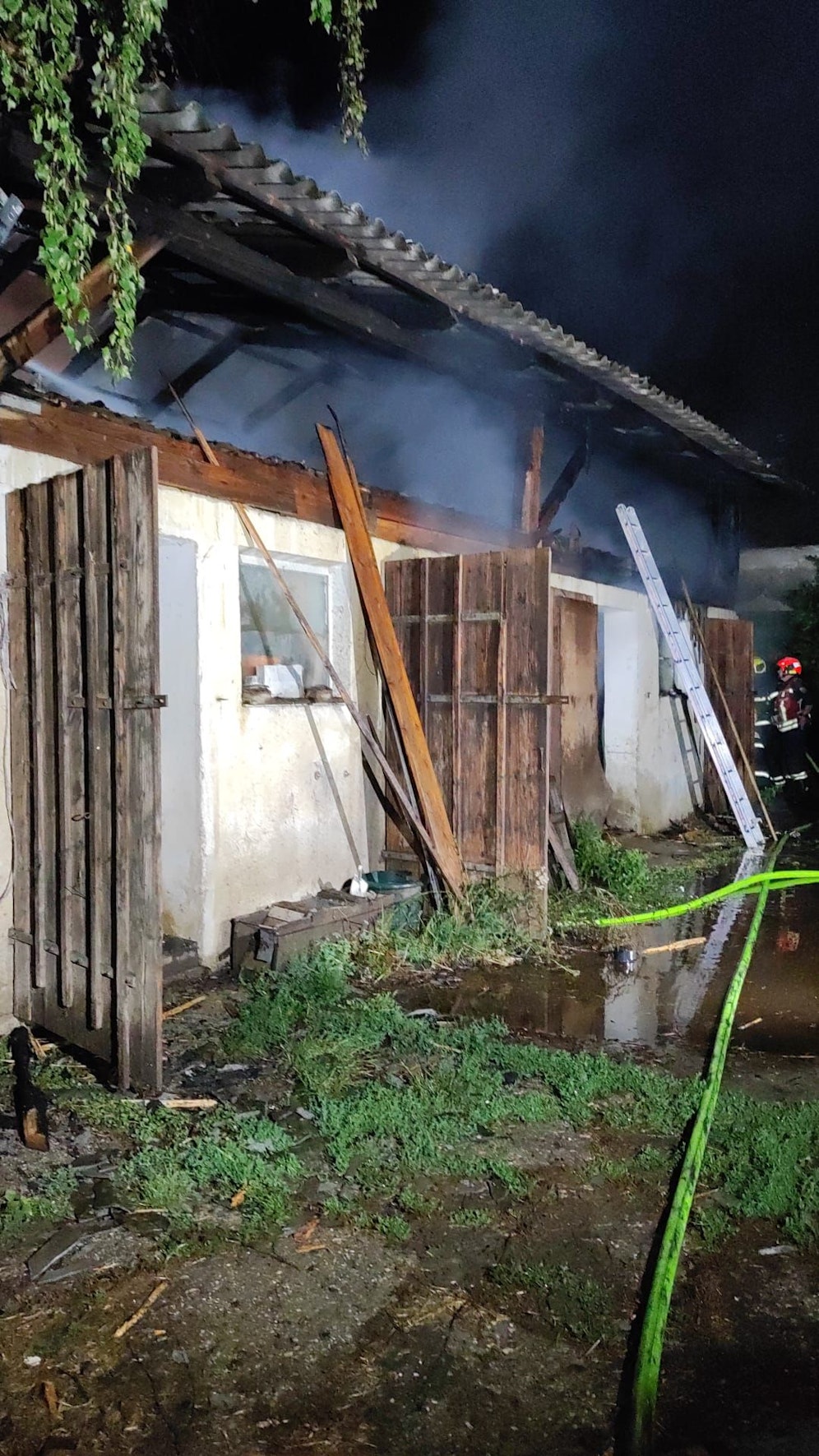 Bilder vom Brand in Loosdorf.