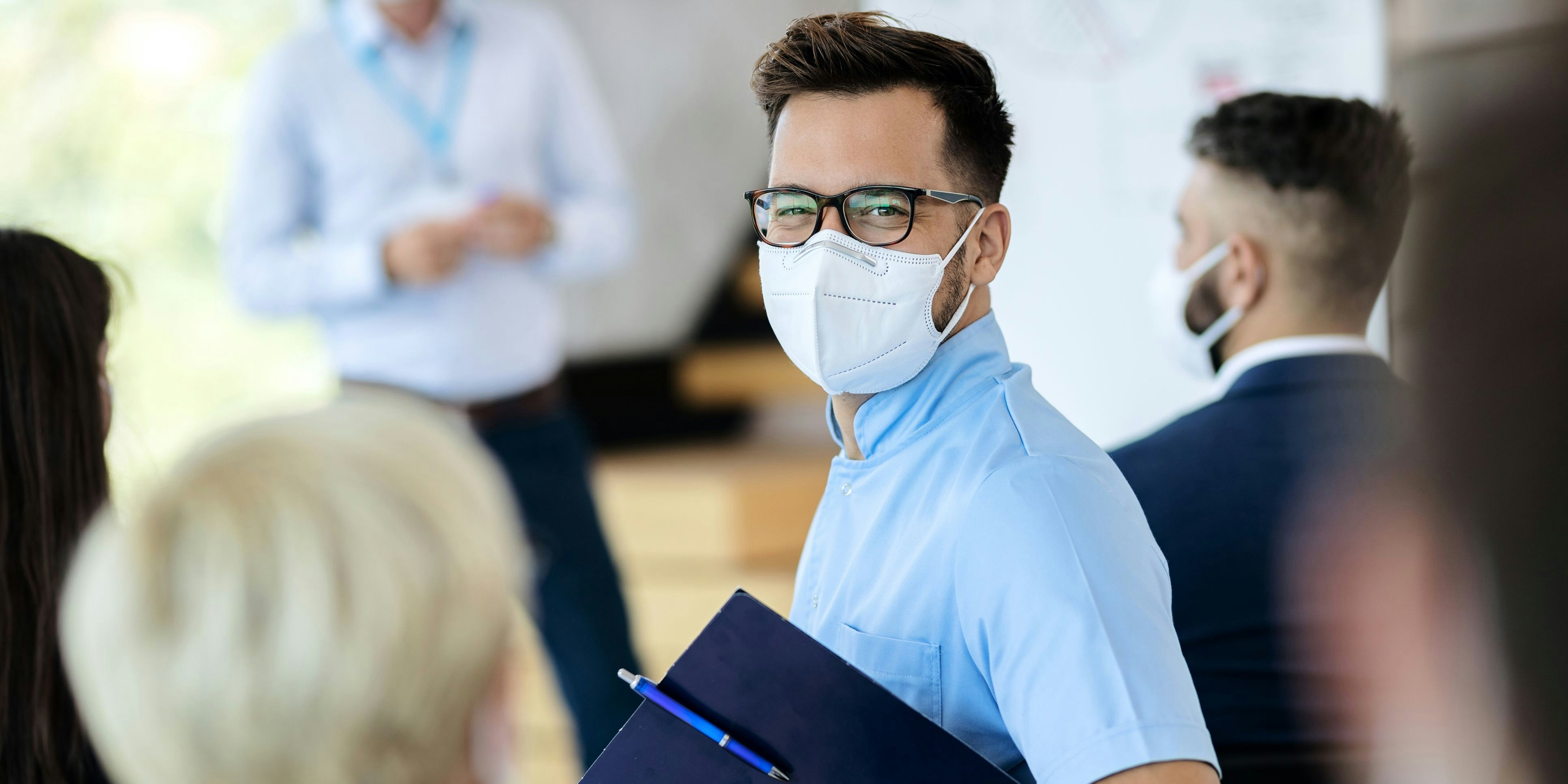 Corona-Infizierte dürfen ab 1. August in die Arbeit.