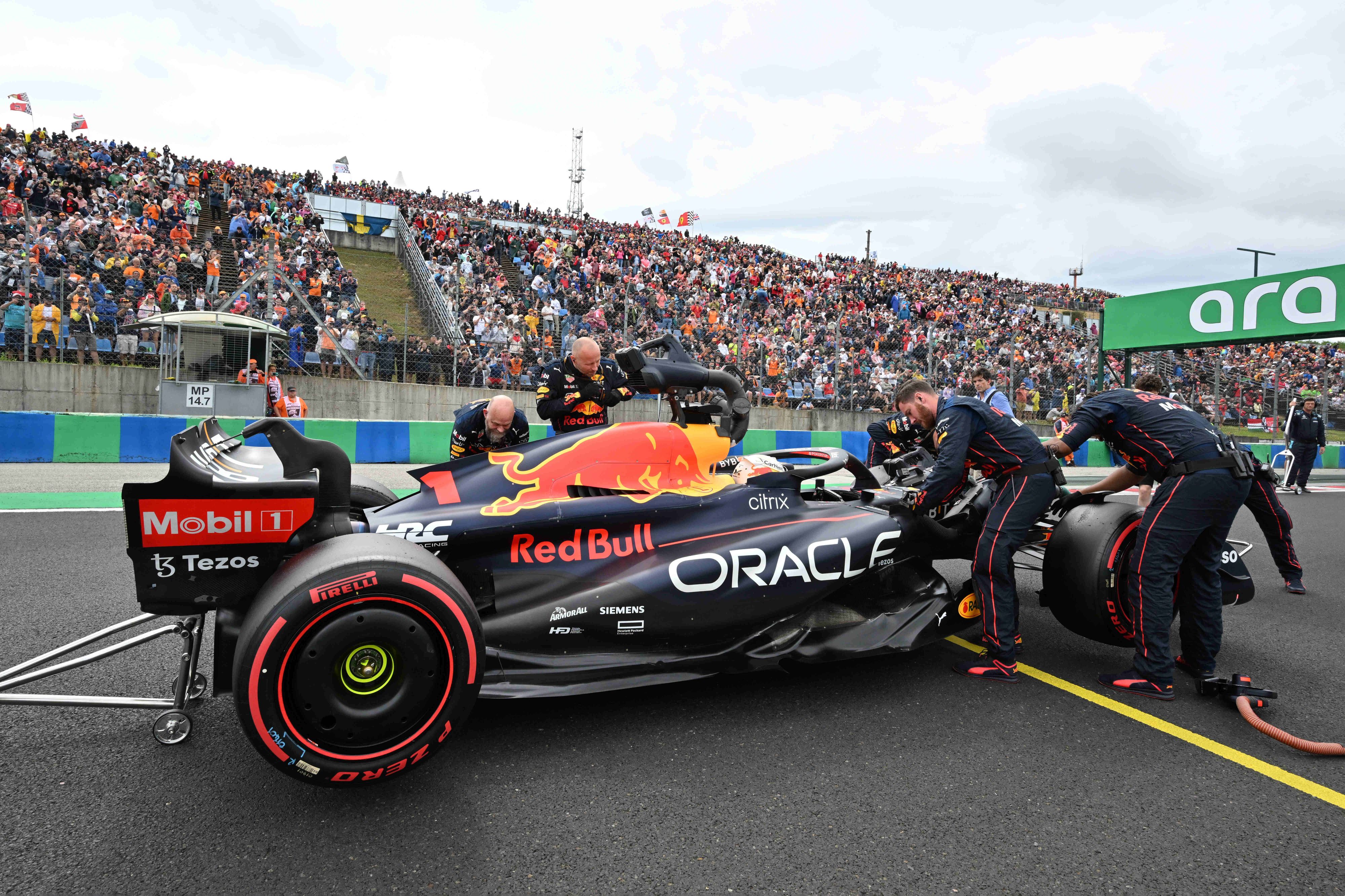 Red Bull Racing kann bis 2025 auf die Hilfe von Honda bauen. 