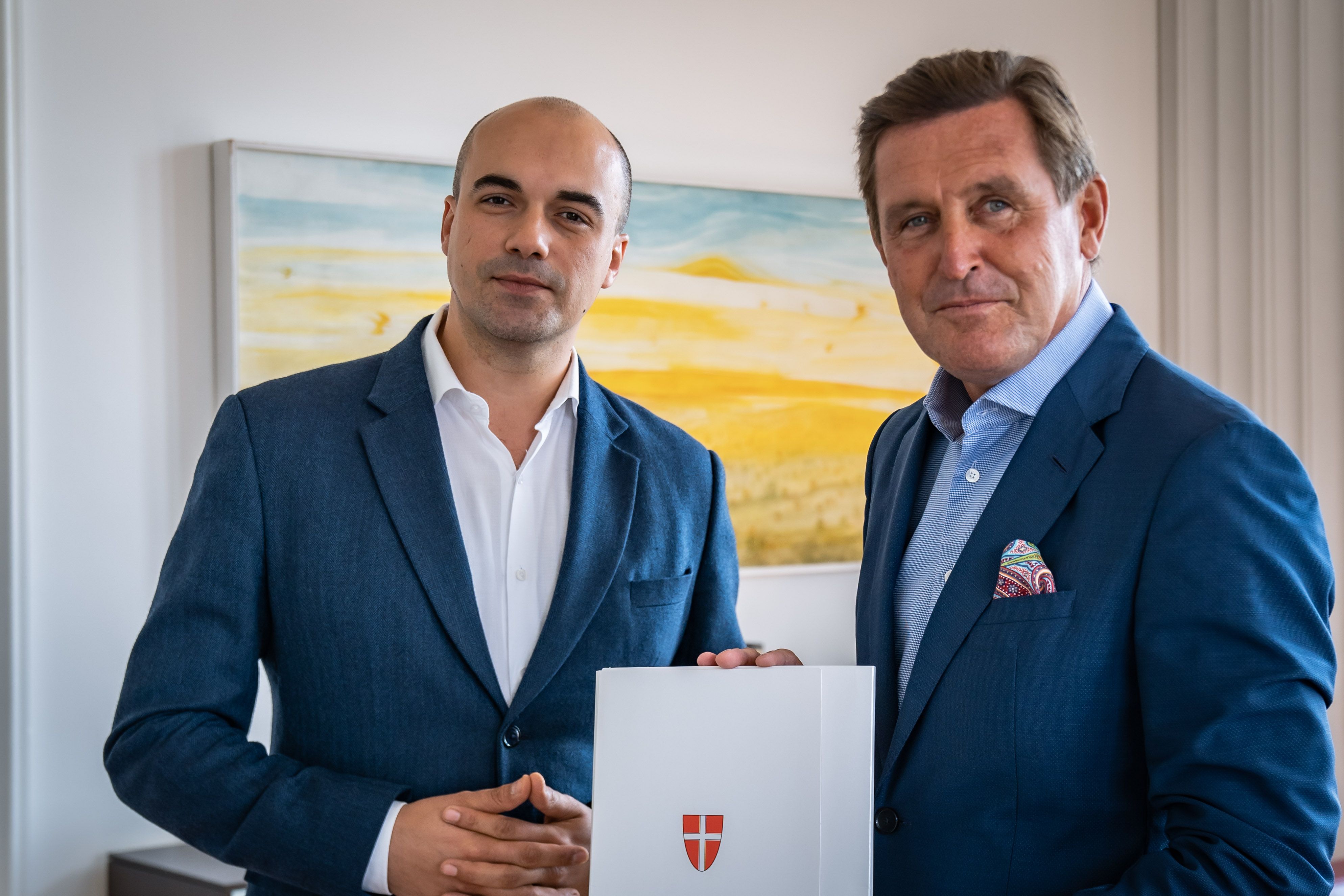 Bereichsleiter Marko Miloradovic (l.) aus dem Büro von&nbsp;Finanzstadtrat Peter Hanke (SPÖ) ist neuer Bereichsleiter.