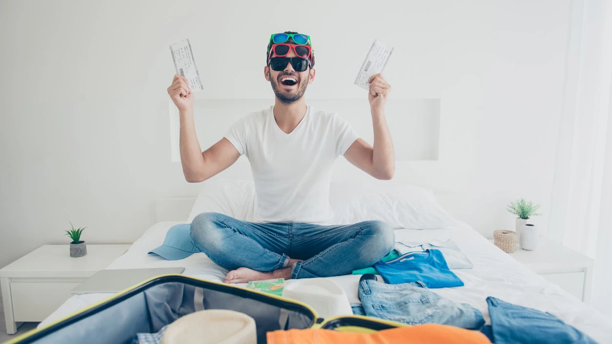 "Ich packe meinen Koffer und nehme..." – Merke dir diese zehn Reise-Helfer für deine nächste Urlaubsreise.