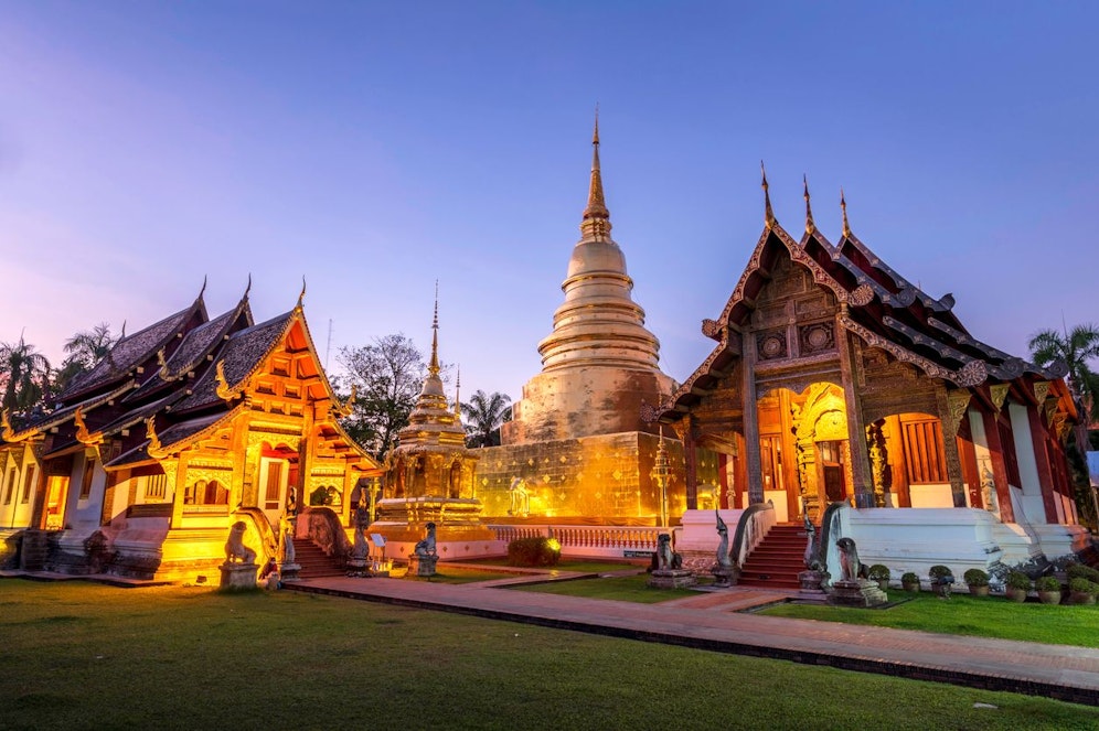 In Chang Mai gibt es Hunderte kunstvolle buddhistischer Tempel. Darunter den Wat Phra Singh aus dem 14. Jahrhundert.