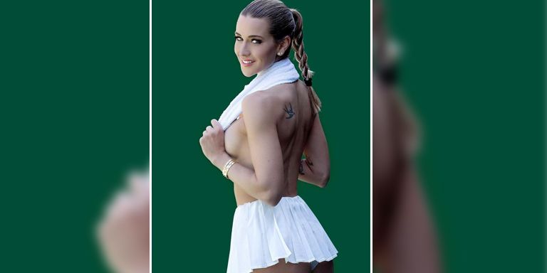 Ashley Harkleroad ist jetzt auf OnlyFans.