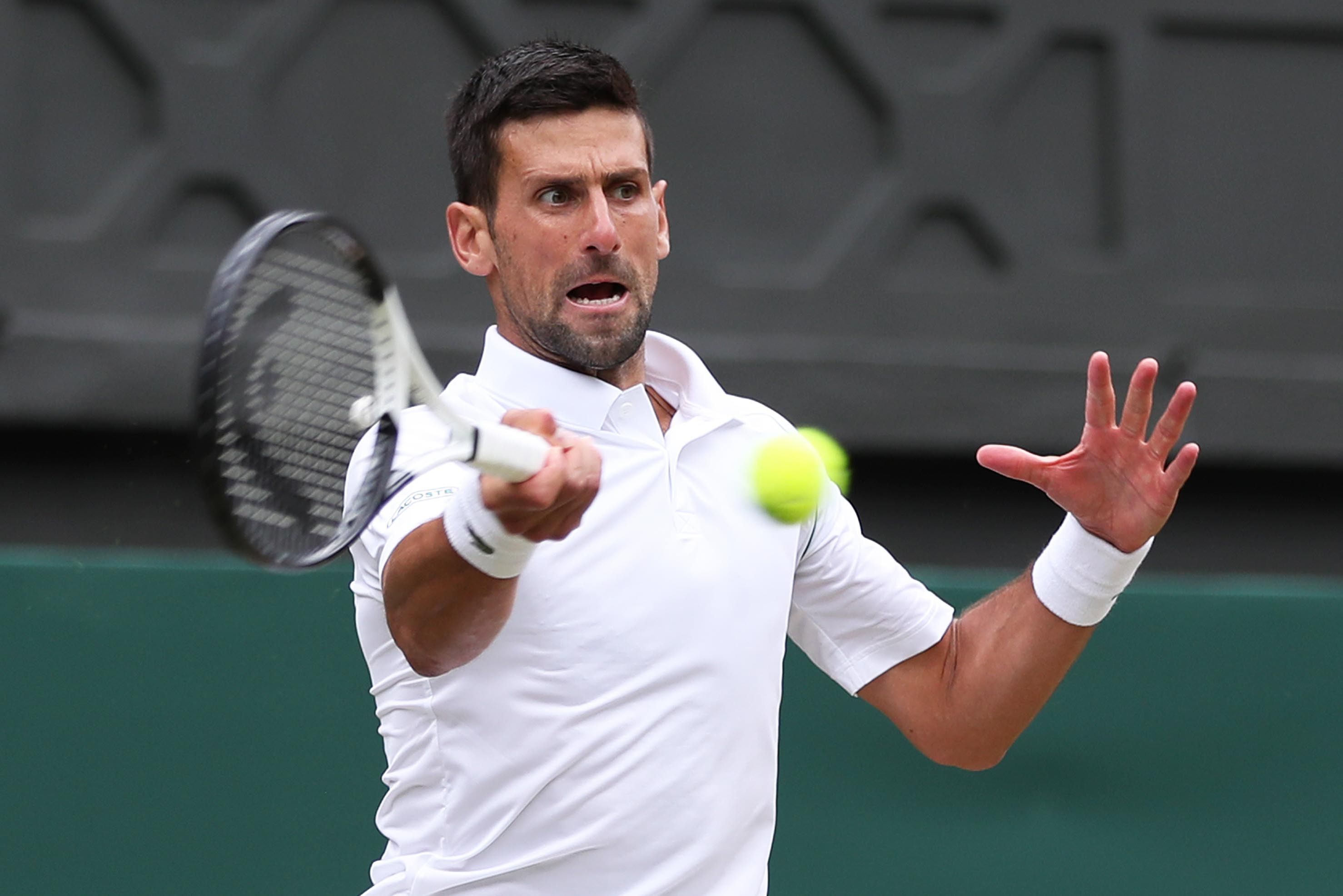 Novak Djokovic muss wohl eine Zwangspause einlegen.