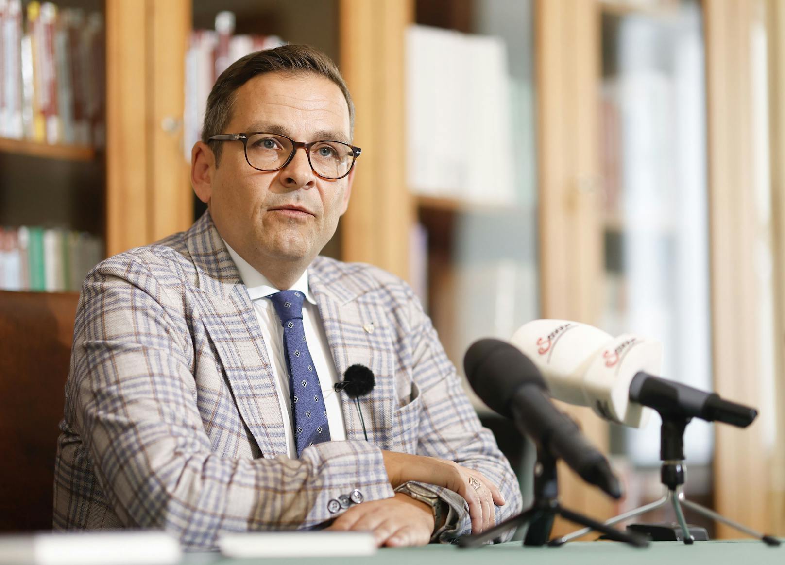 Der ehemalige BZÖ-Chef Gerald Grosz will Bundespräsident werden.