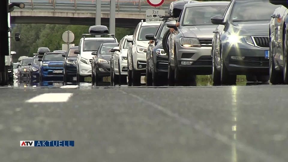 Am Wochenende erwarten Experten wieder Staus in weiten Teilen Österreichs.
