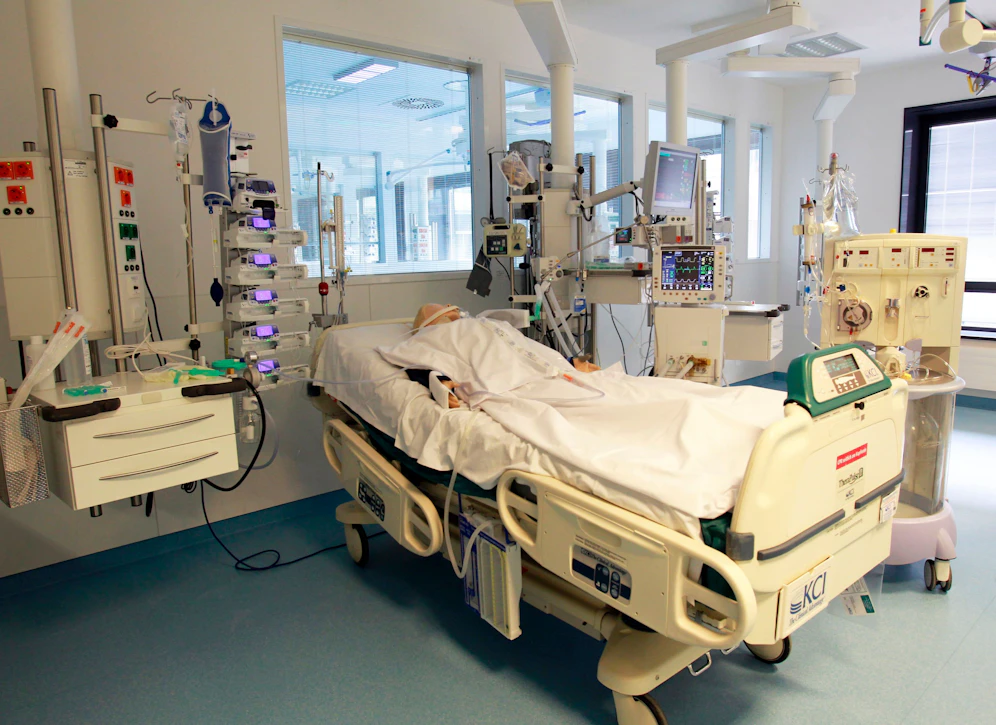 Der 26-Jährige wurde in das Spital eingeliefert.