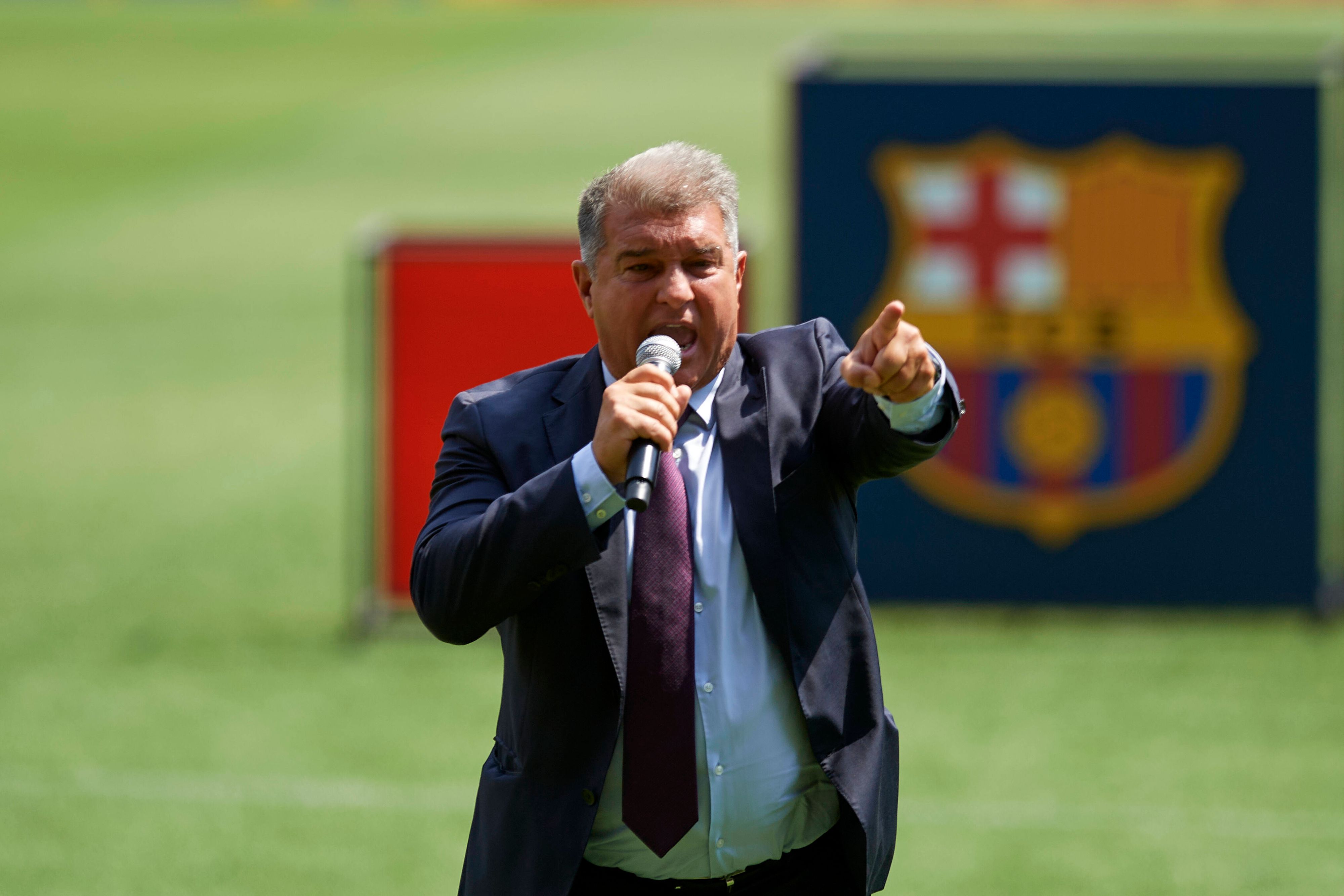 Barca-Präsident Joan Laporta befindet sich mit den Katalanen weiter auf großer Einkaufstour. 