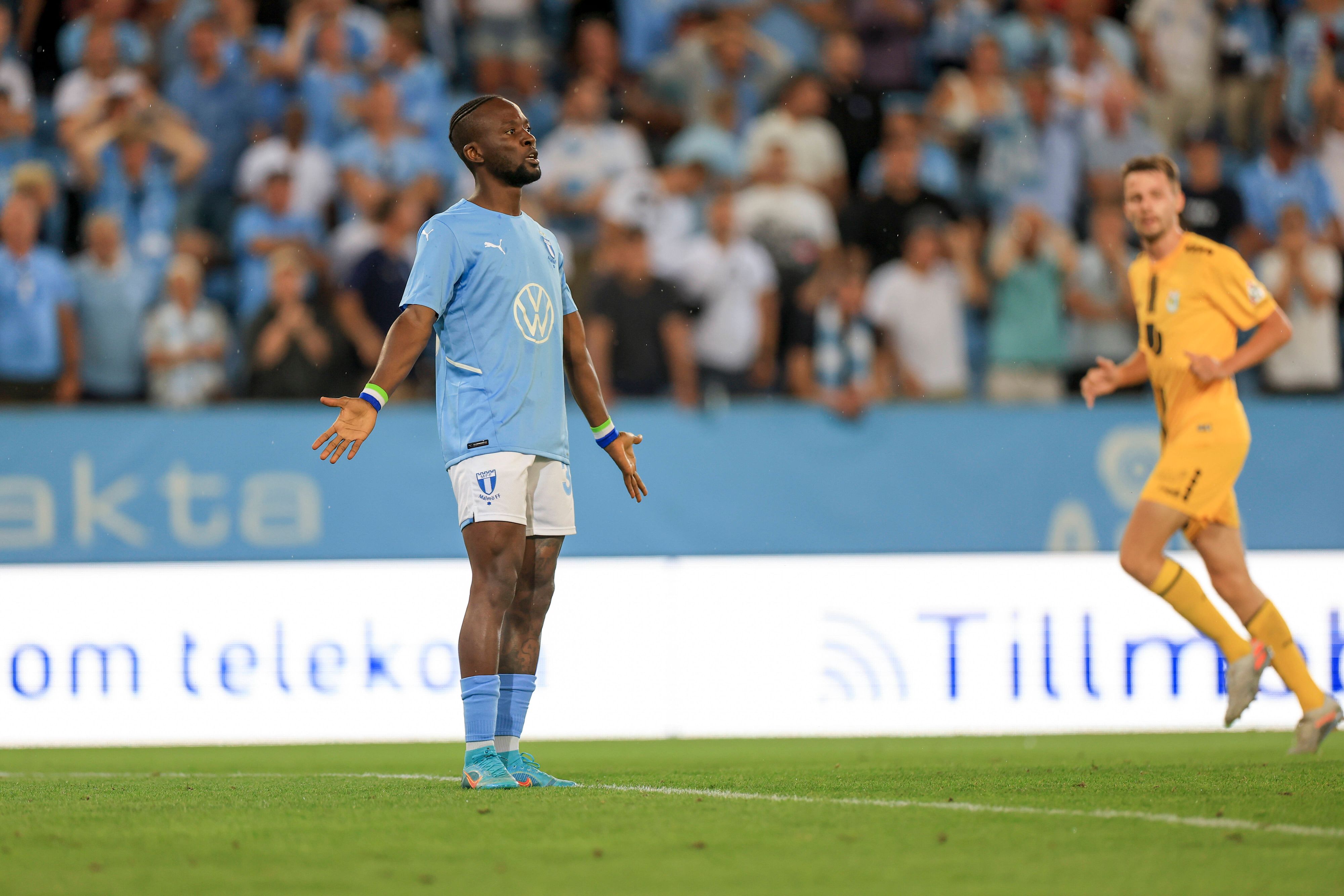 Mohamed Buya Turay verpasste wegen einem Transfer seine eigene Hochzeit.