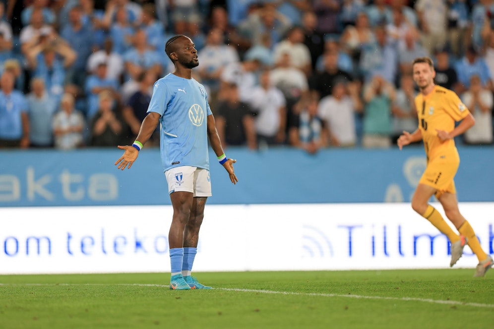 Mohamed Buya Turay verpasste wegen einem Transfer seine eigene Hochzeit.