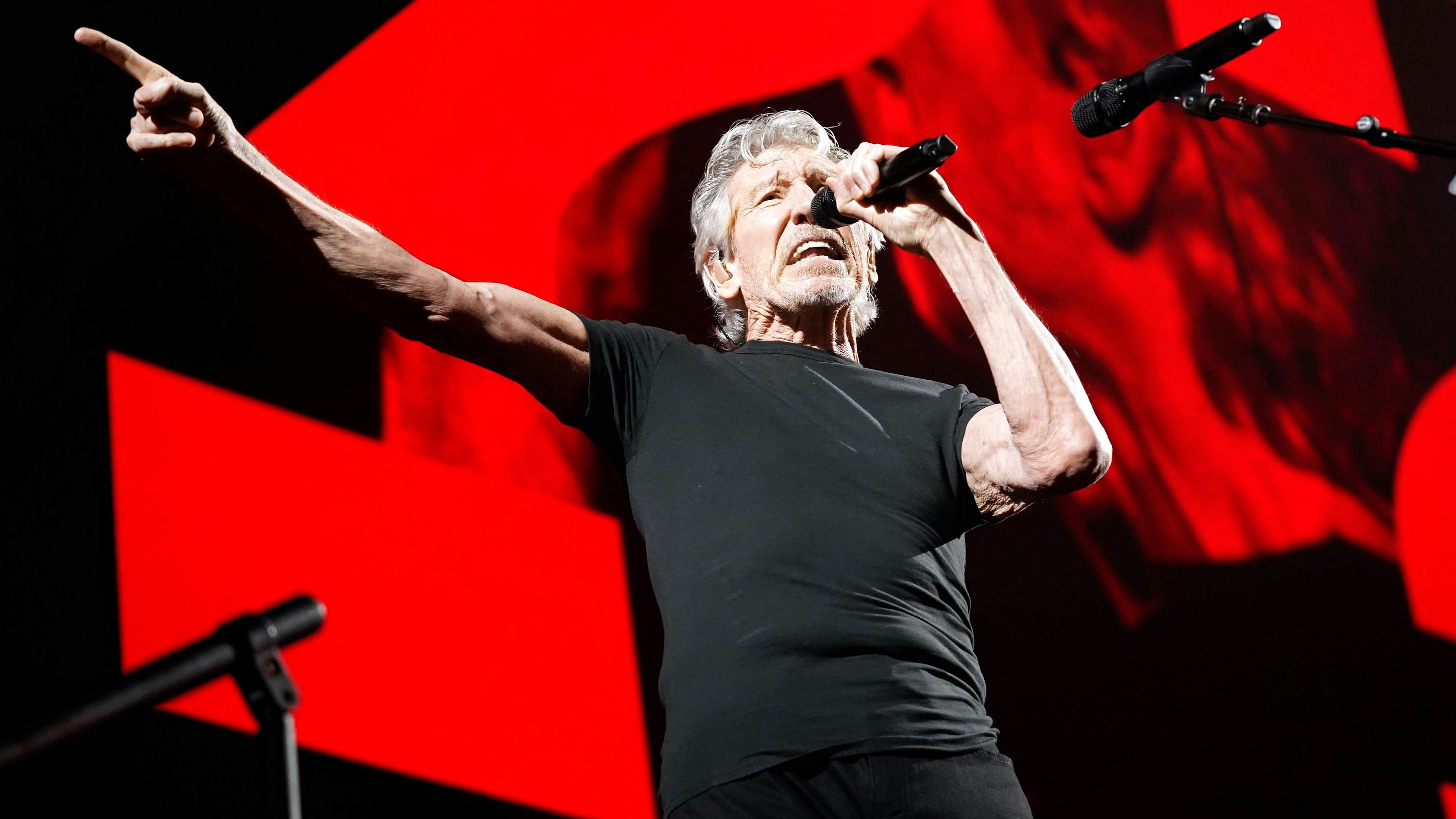 Roger Waters hat mit kontroversen Aussagen zum Krieg in der Ukraine Beifall aus Russland geerntet. 