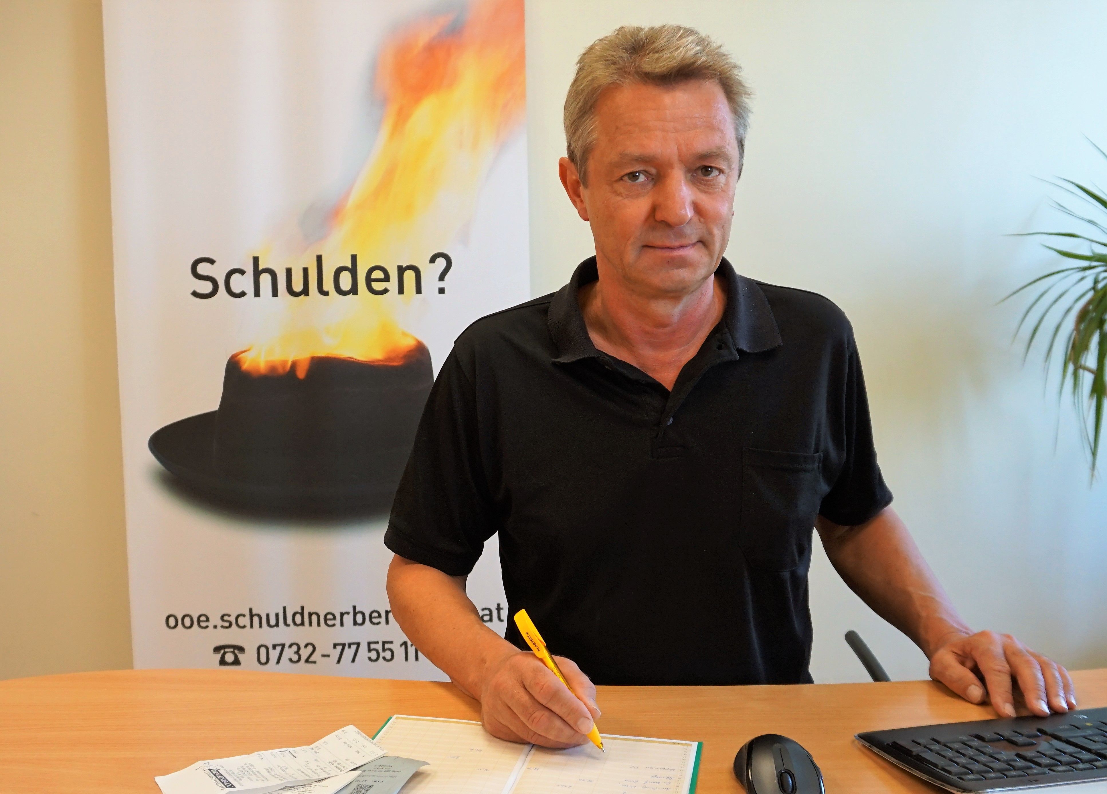 Thomas Berghuber von der Schuldnerberatung OÖ