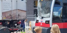Lkw kracht in Wiener Bim – O-Wagen komplett demoliert