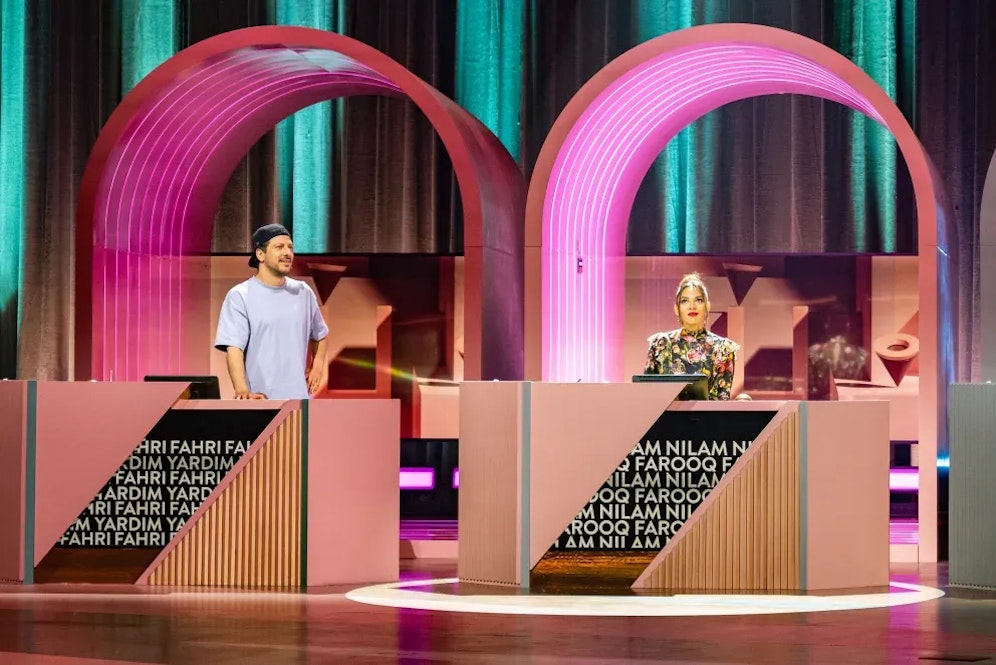 Schauspieler Fahri Yardim schaute bei der Sendung 