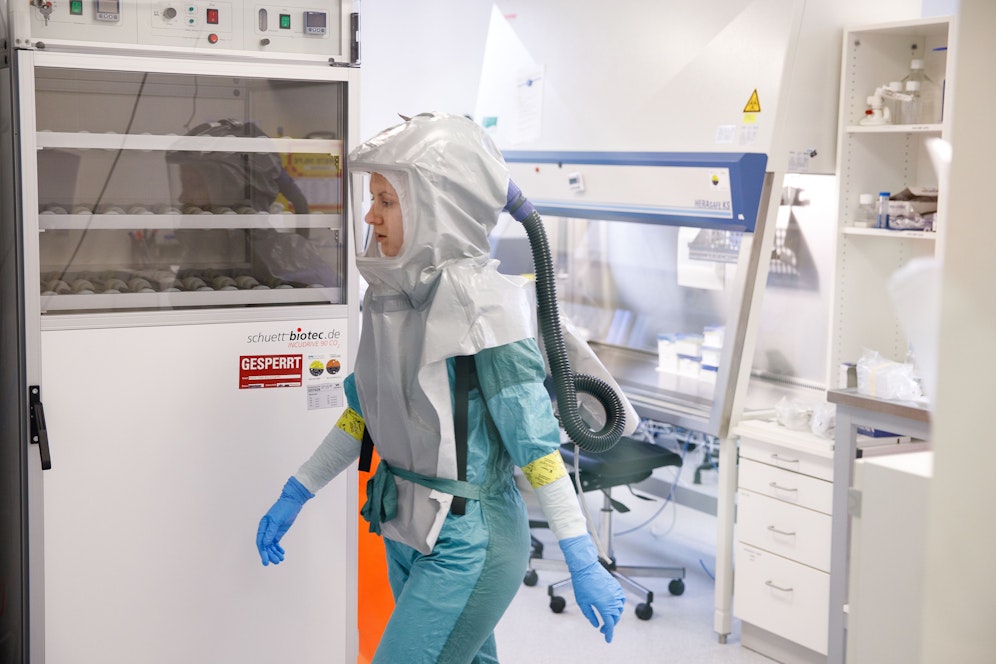 Ein Blick in ein Labor des Corona-Impfstoffforschers Valneva in Wien.