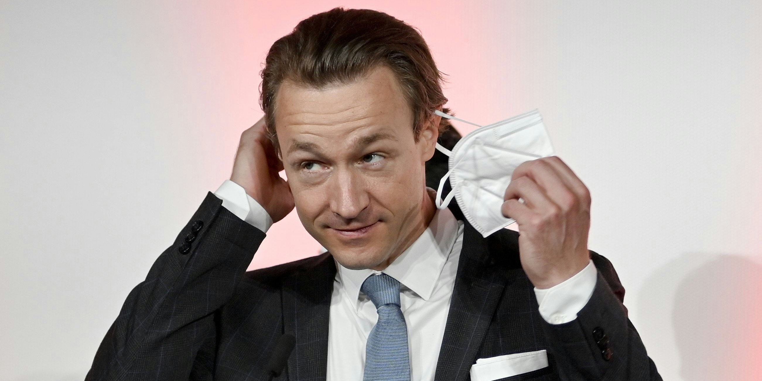 Der damalige Finanzminister Gernot Blümel (ÖVP) bei einer Pressekonferenz zu Cofag-Hilfen im Juli 2021.