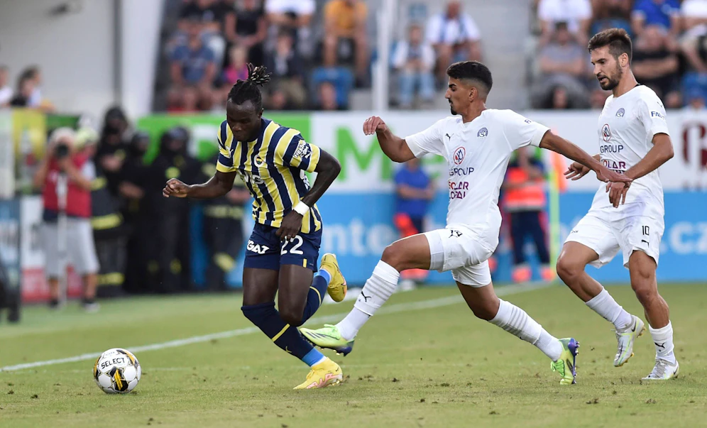 Fenerbahce setzt sich gegen Slovacko durch.