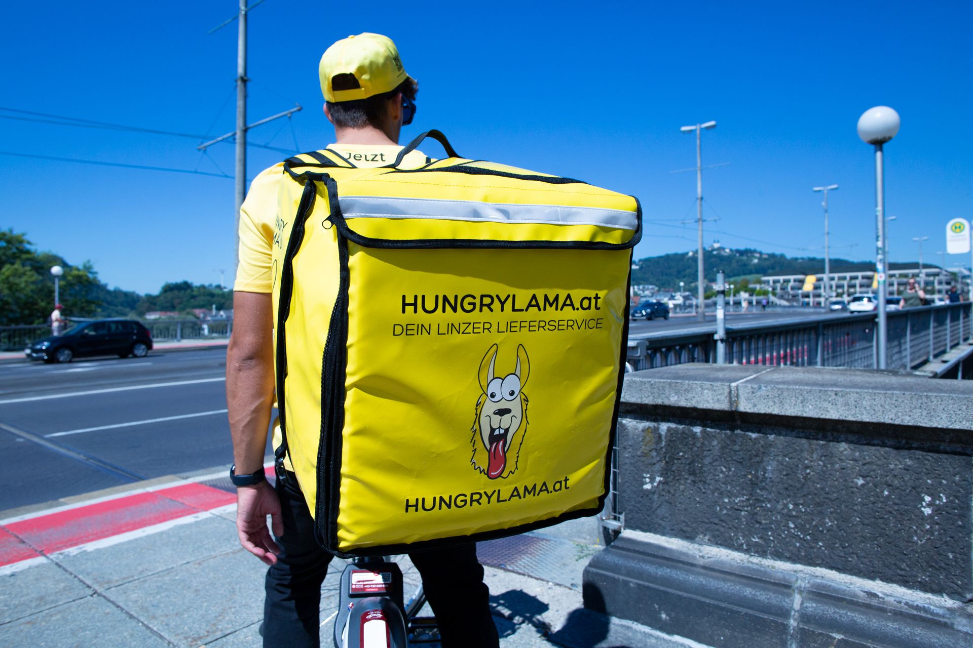 HungyrLama sucht aktuell keine Mitarbeiter.