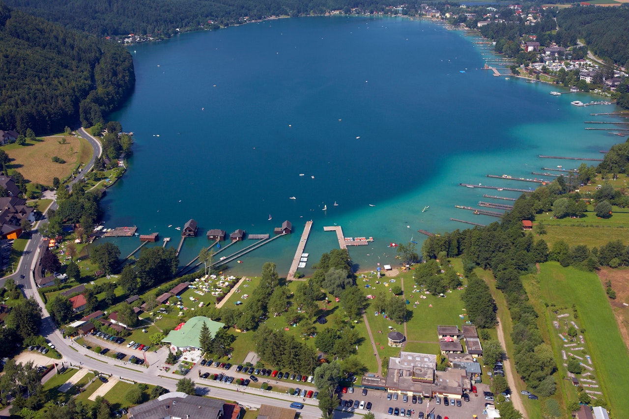 Heute.at - Wirt (61) rastet aus und verletzt Gäste mit Messer