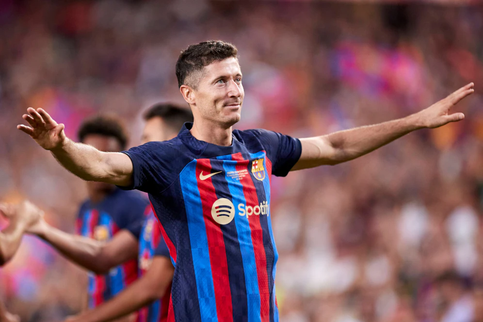 Robert Lewandowski und Co. könnten schon bald für die Liga registriert werden. 