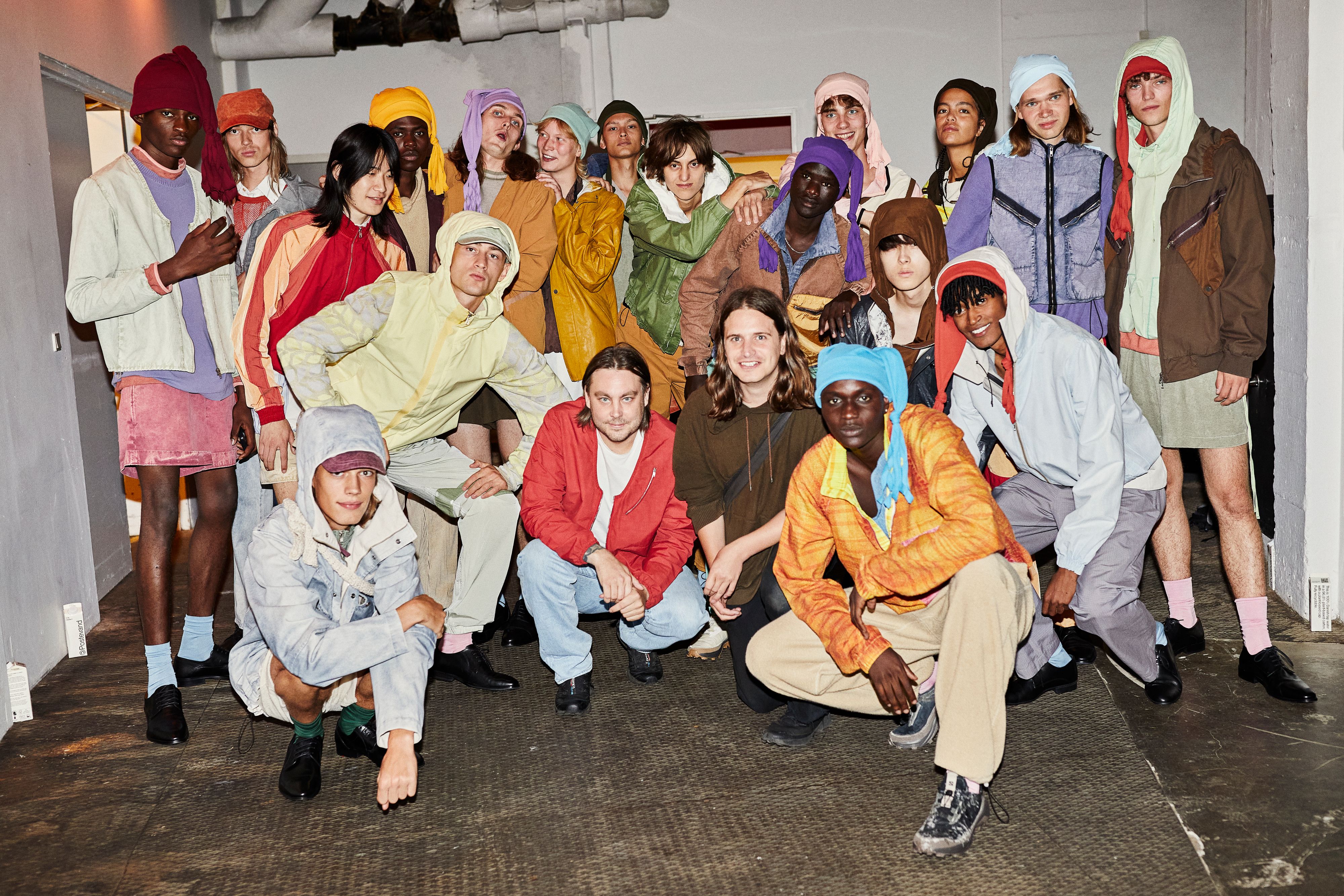 Die Designer von RANRA umringt von den Models ihrer Gewinner-Kollektion "Huldufólk".