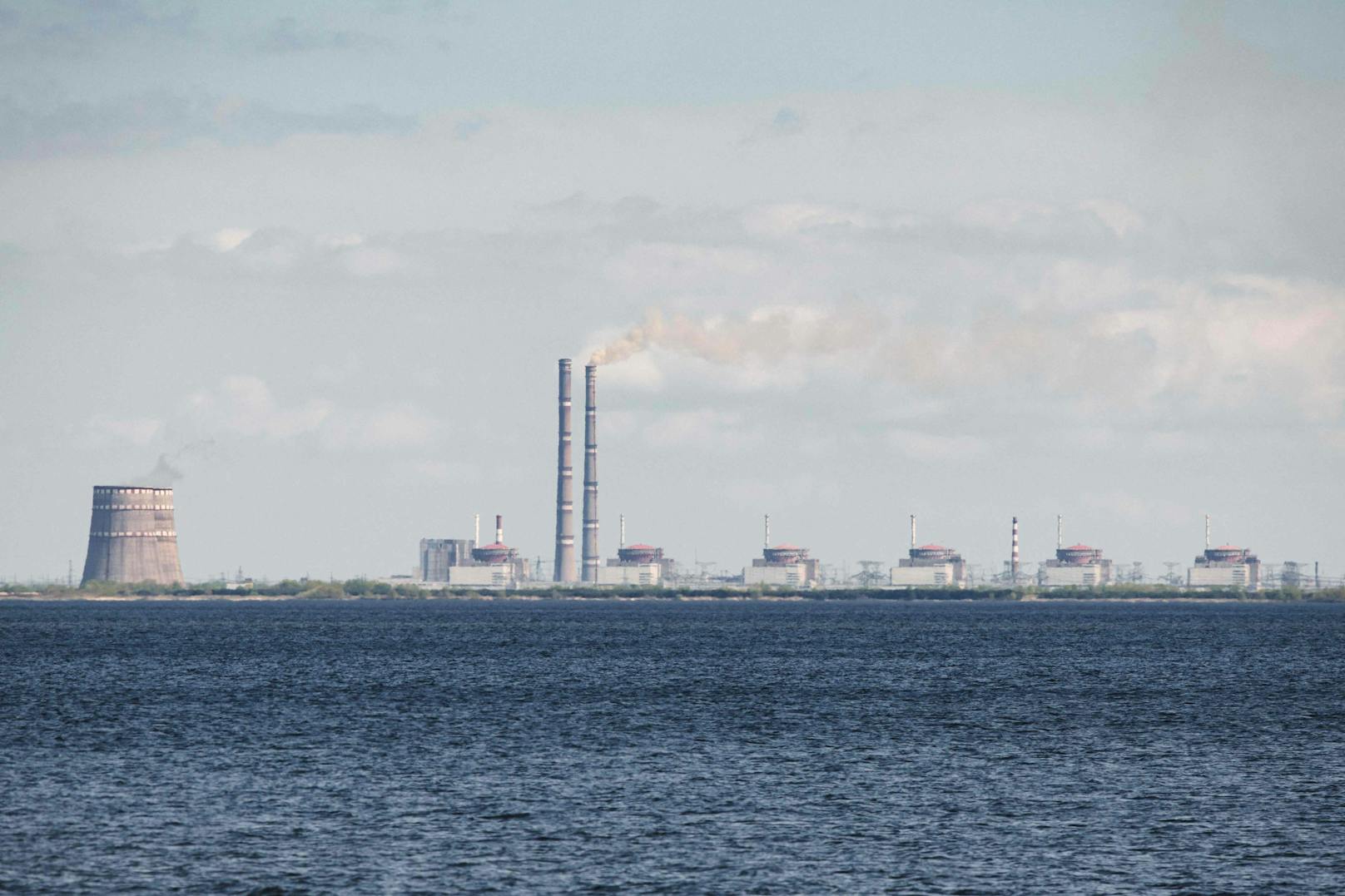 Blick auf das Atomkraftwerk Saporischschja in der Ukraine.