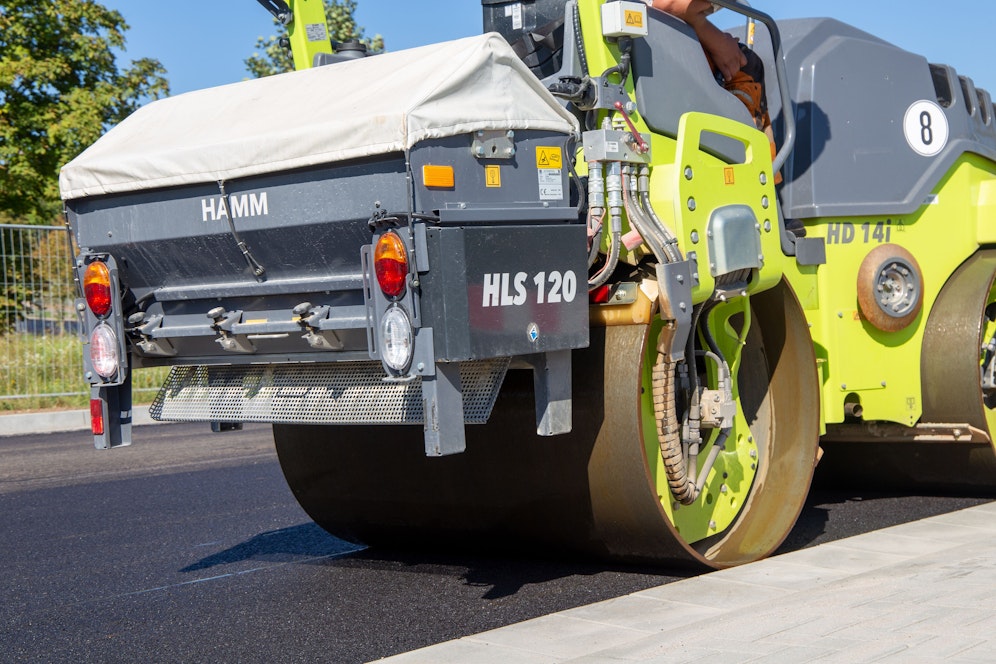 Der fünfjährige Bub war mit seinem Vater und Bruder unterwegs als der Unfall geschah. (Symbolbild)