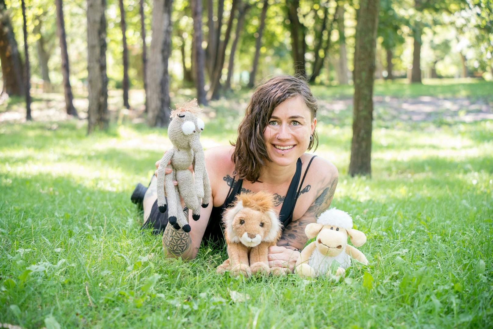 Mücke, Löwe und Schaf sind bei den Trainings von Anne Matthes (32) immer mit dabei: Spielerisch vermittelt sie Kindern Strategien, um mit Mobbing besser umgehen zu können.