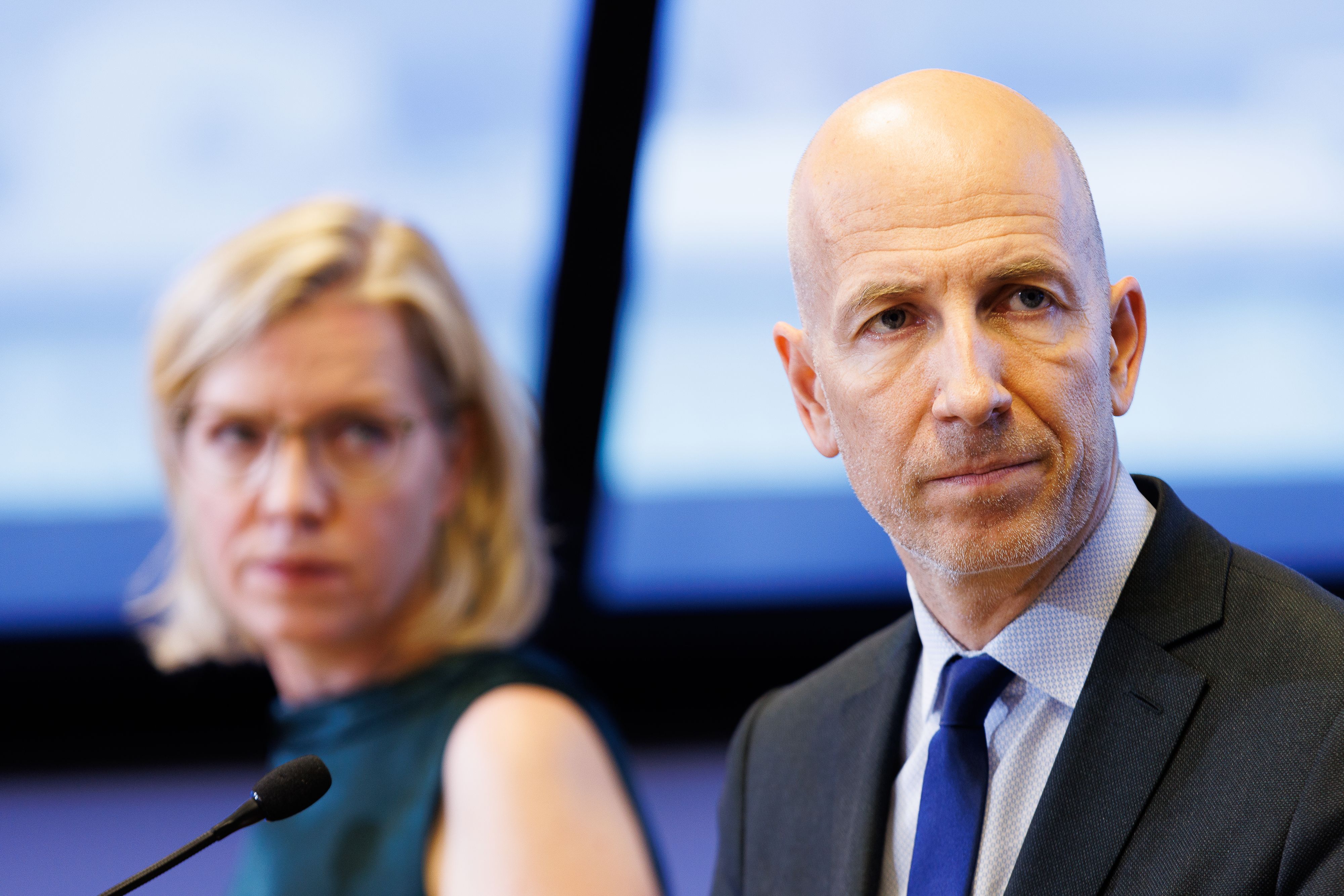 Energieministerin Leonore Gewessler (Grüne) und Wirtschaftsminister Martin Kocher (ÖVP).