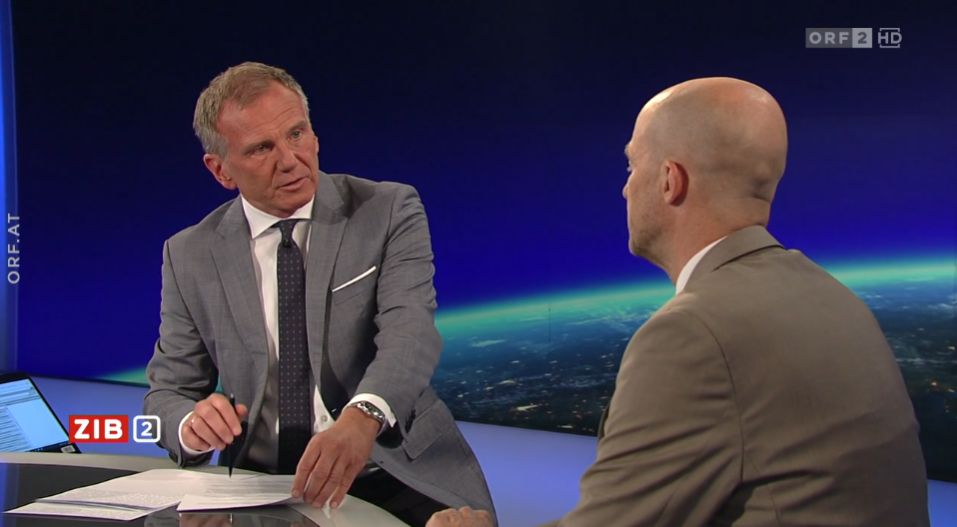 Tina-Anwalt Wilfried Embacher zu Gast im ZIB2-Studio bei Armin Wolf am 16. August 2022.