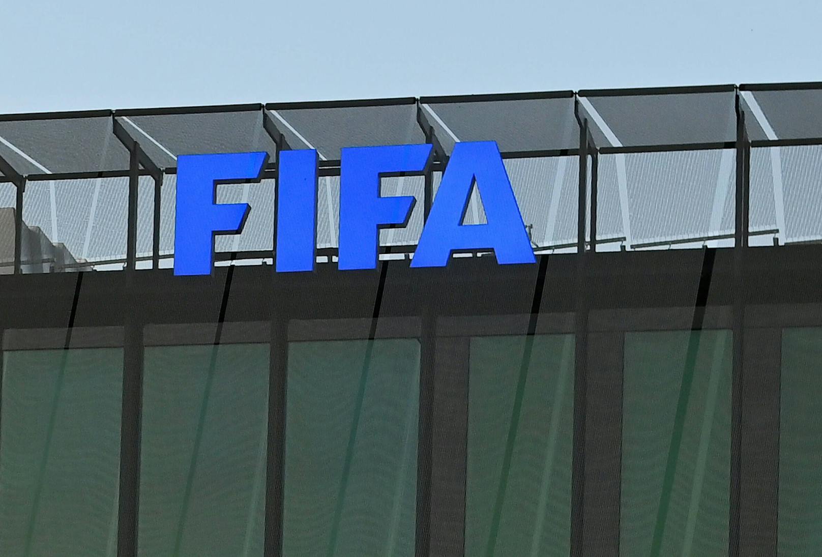 Die FIFA suspendiert den indischen Fußballverband. 