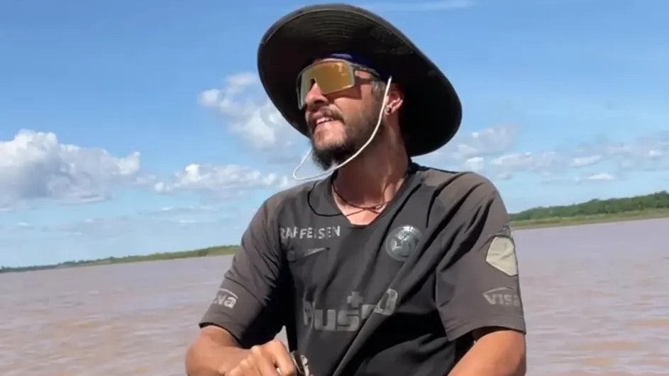 Kriminelle Banden auf dem Amazonas zwingen den 27-jährigen Berner Janick Jaussi dazu, seine Reise abzubrechen. 