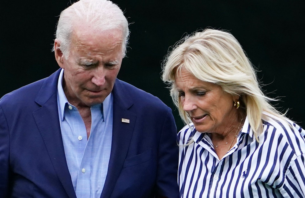 Jil Biden wurde nun auch positiv auf das Corona-Virus getestet, nachdem ihr Mann US-Präsident Joe Biden sich zwei mal infizierte.