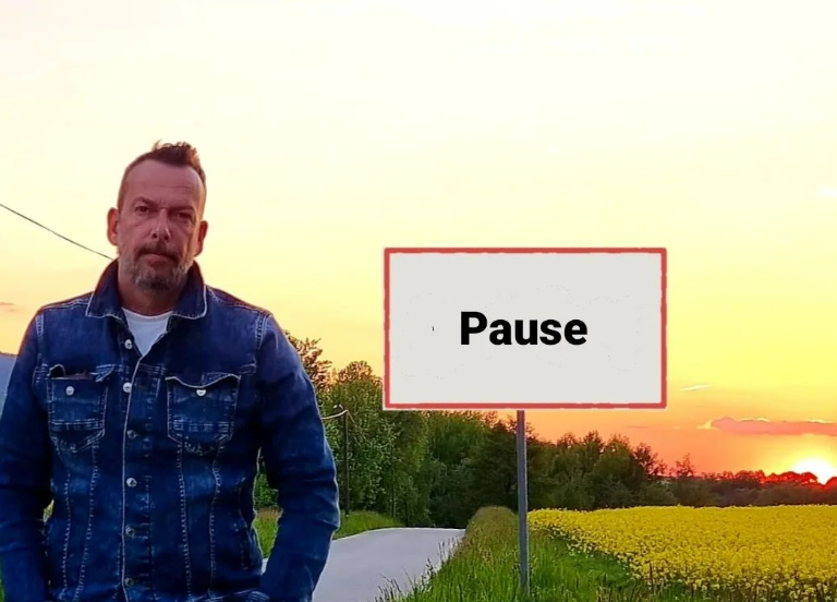 Der Moderator hat eine Nachricht an seine Follower. 