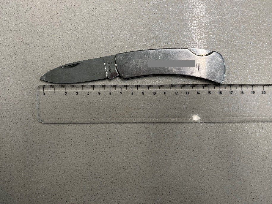 Der 39-jährigen Mann trug dieses Klappmesser bei sich.