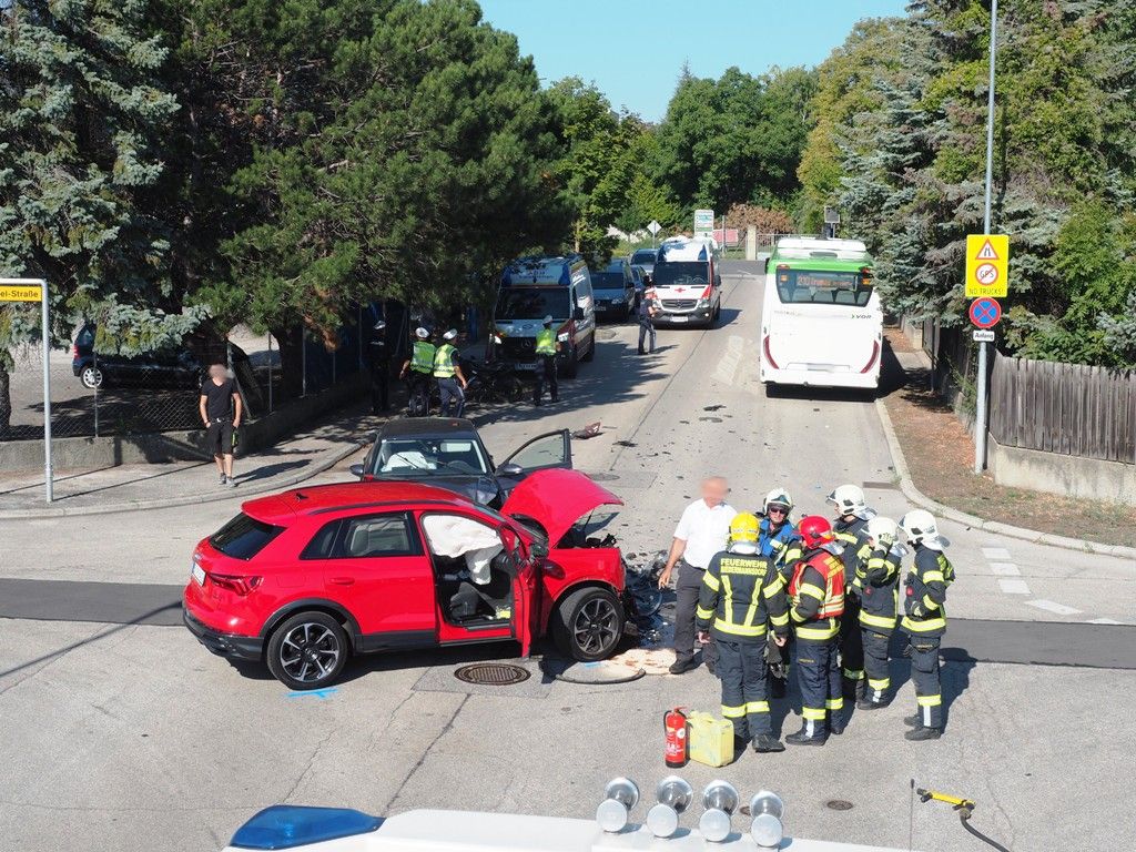 Bilder vom Unfall in Biedermannsdorf.